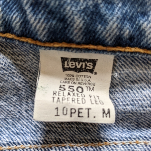 Levi's Denim Shorts - Picture 5 of 5
